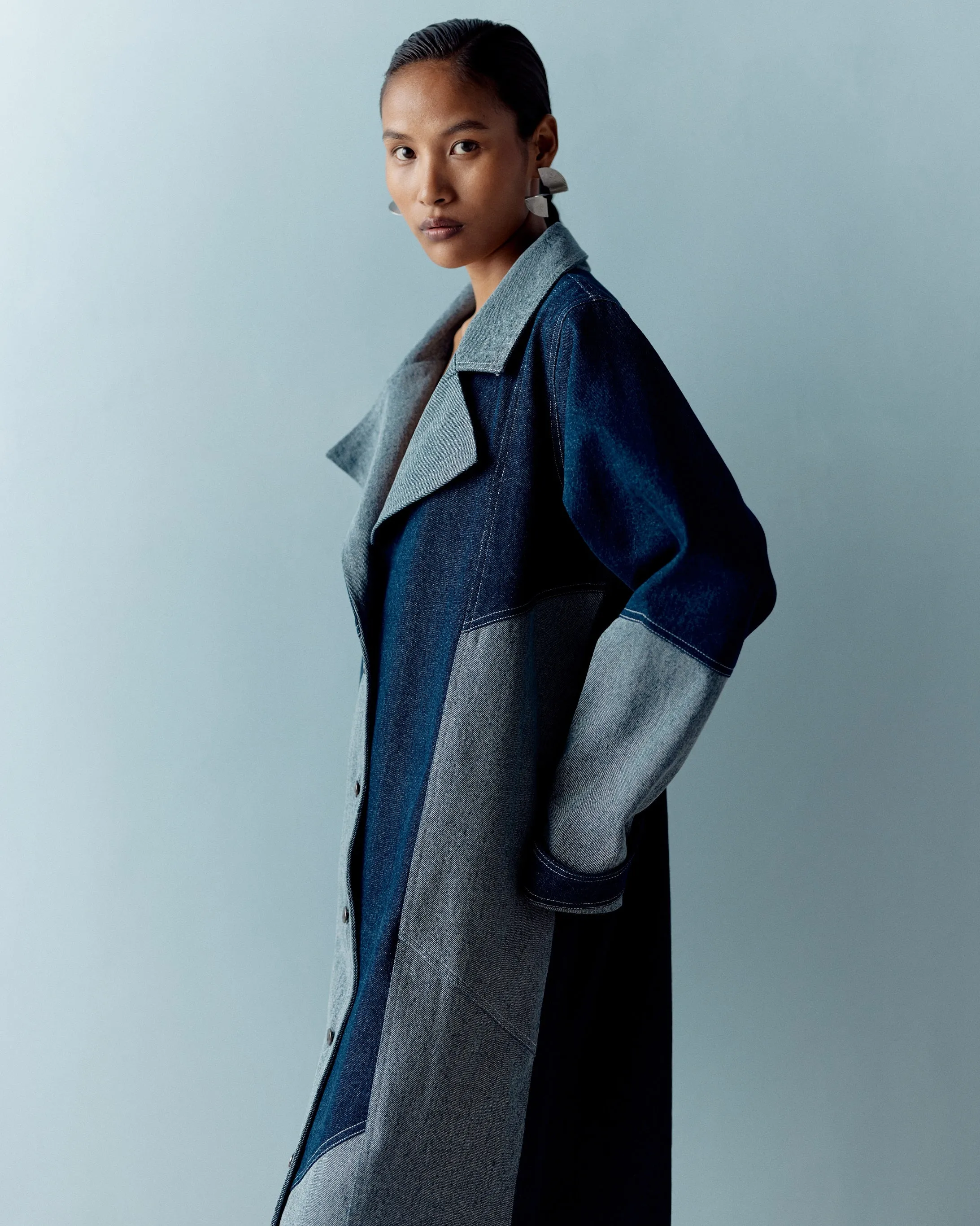 DENIM COLOR BLOCK TRENCH