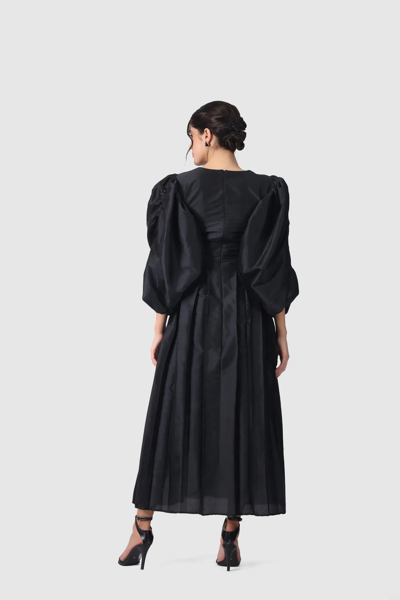 EMILIA PUFF SLEEVE MIDI DRESS