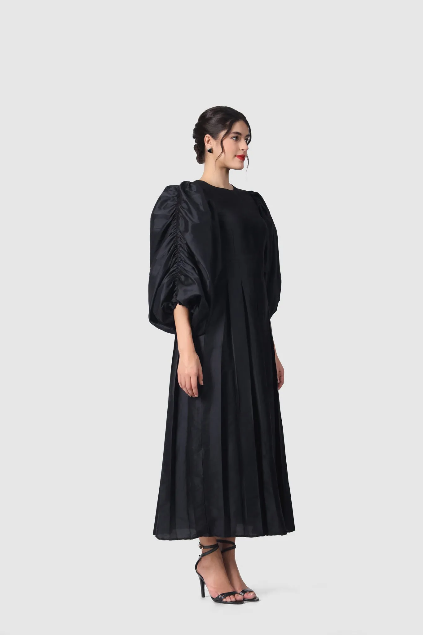 EMILIA PUFF SLEEVE MIDI DRESS