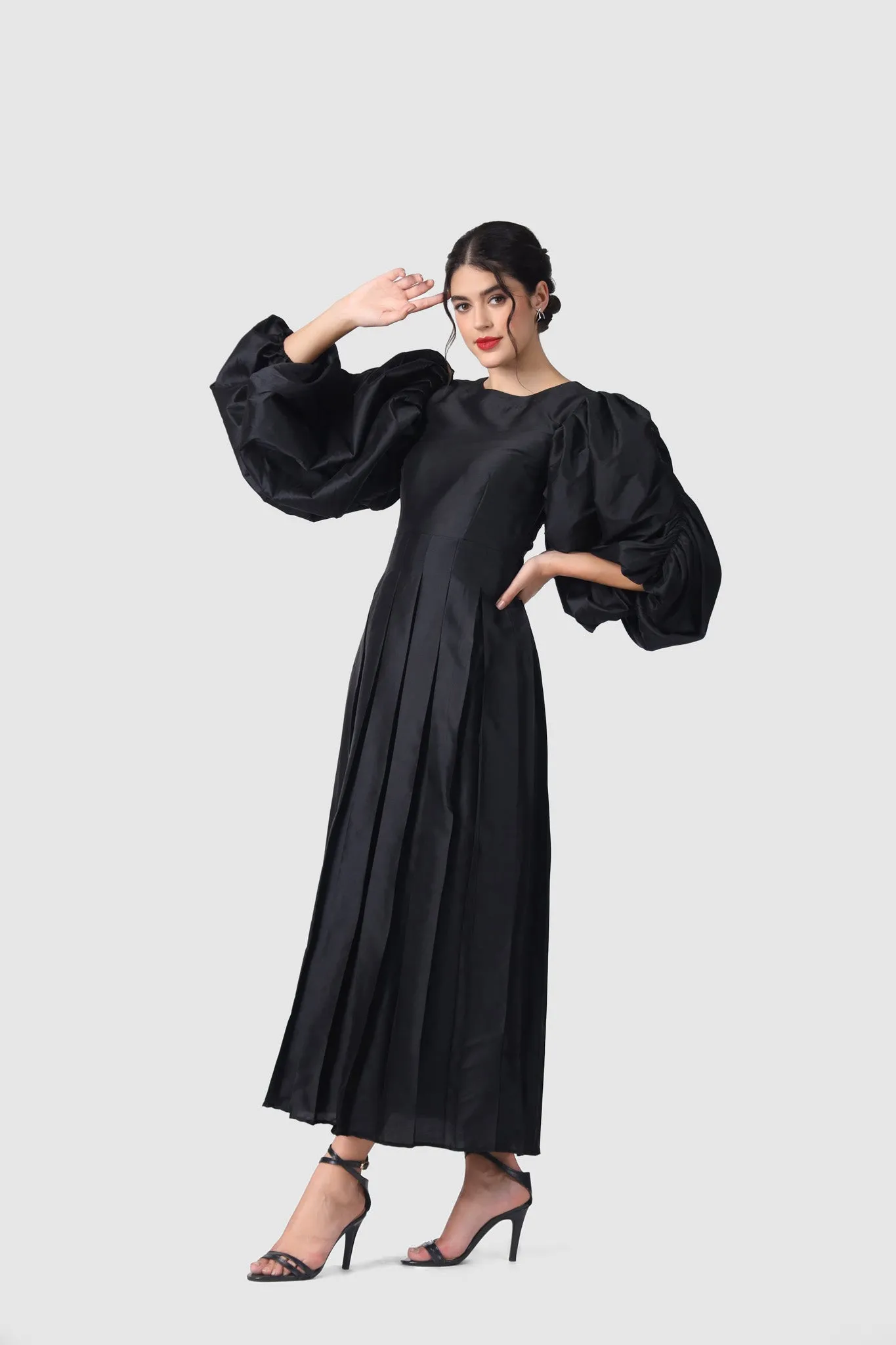 EMILIA PUFF SLEEVE MIDI DRESS
