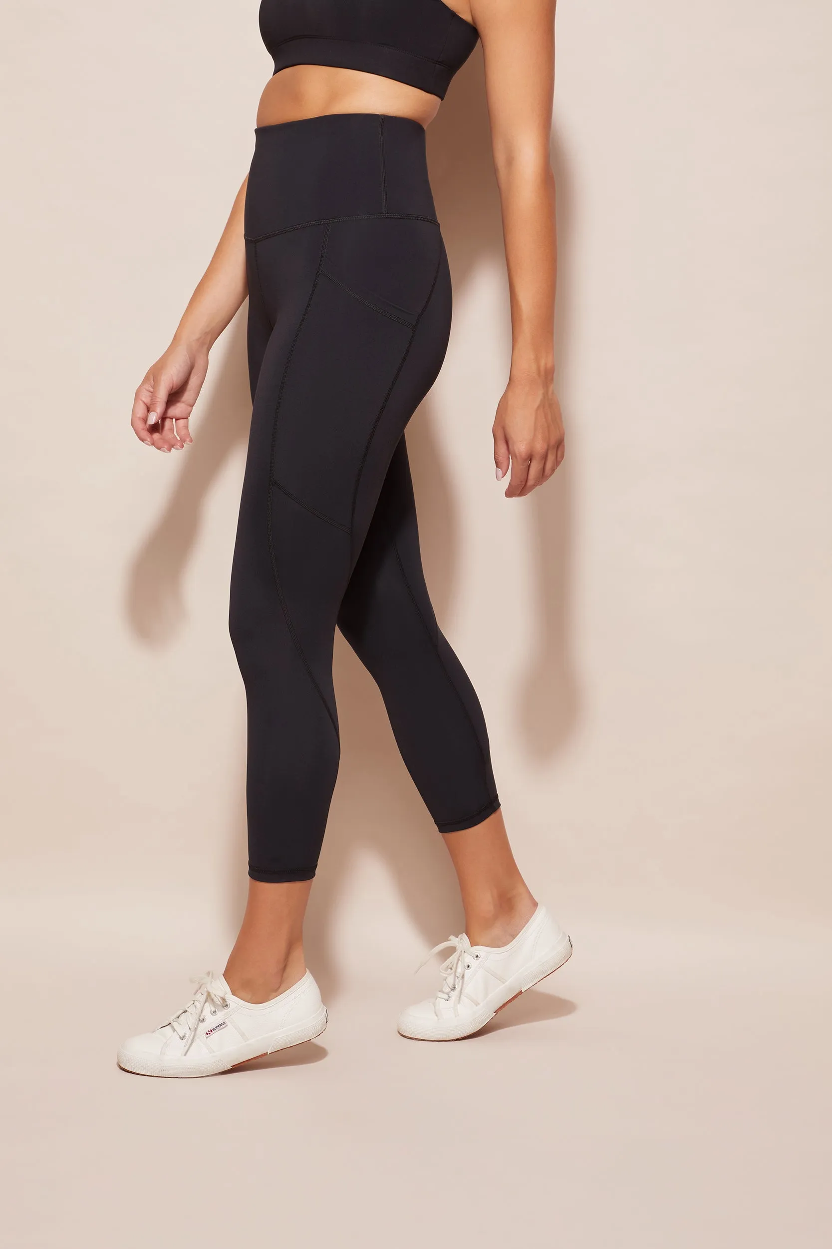 Essential 7/8 Tight