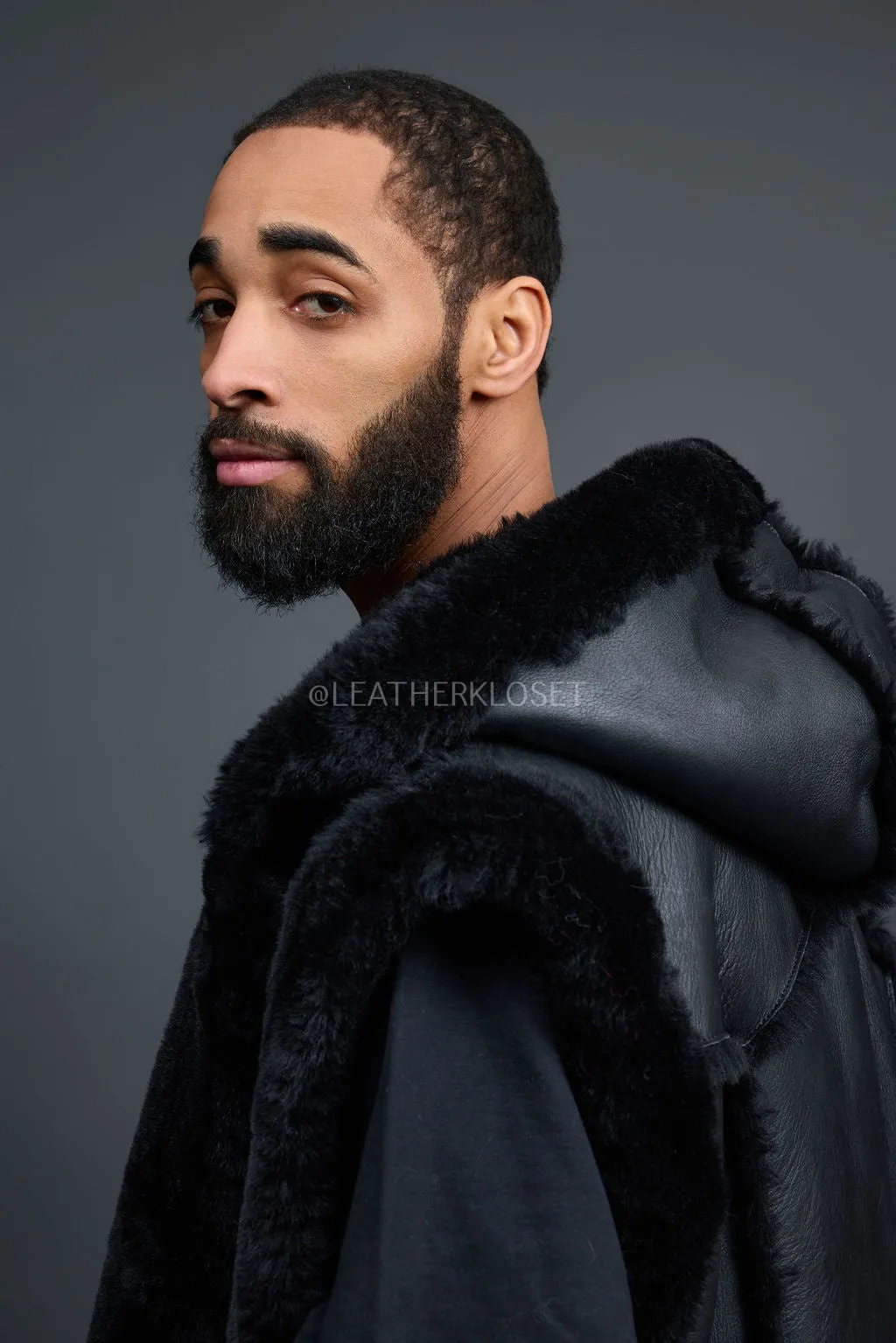 Men's Long Shearling Vest [Black]