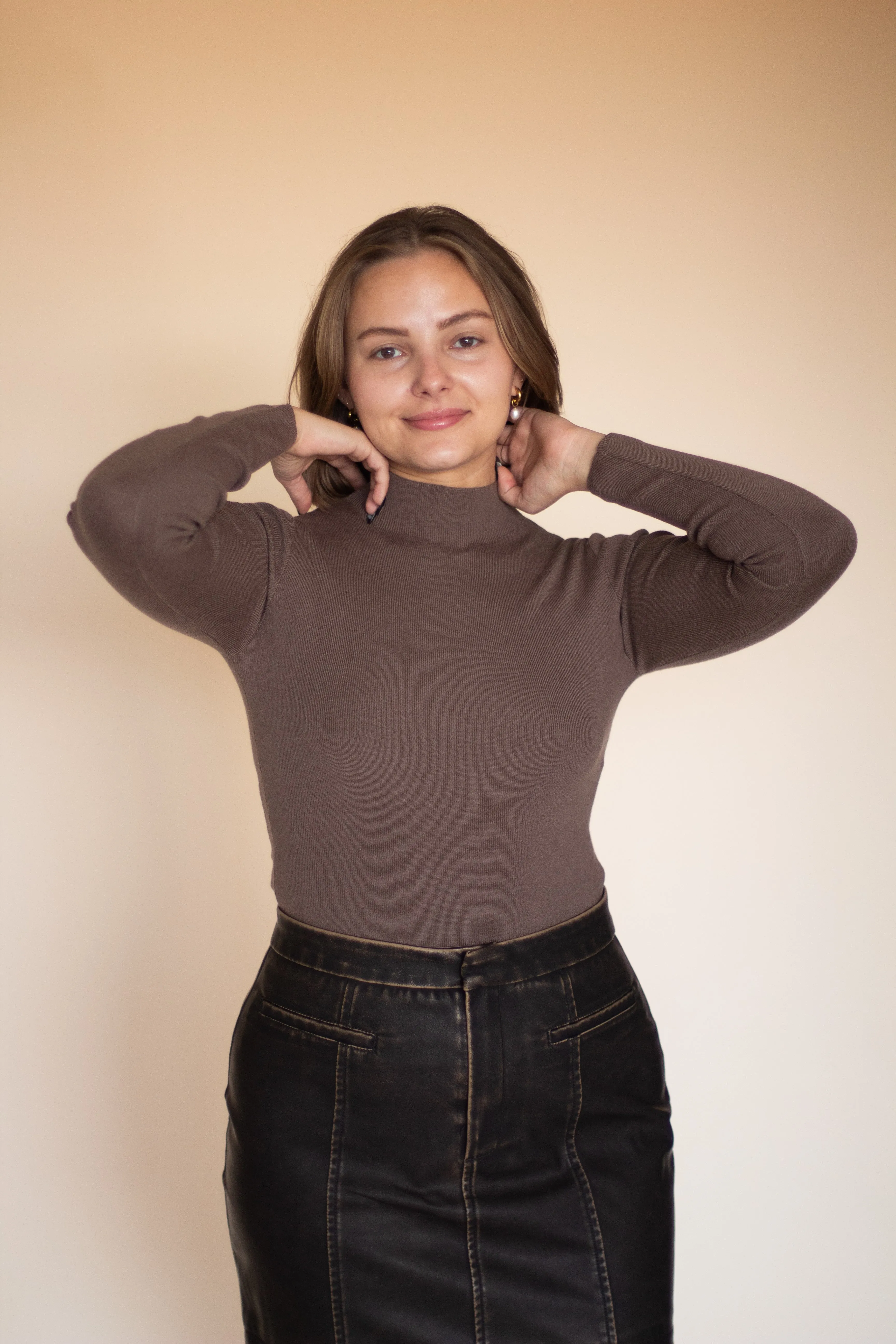 Mockneck Long Sleeve (Chocolate)