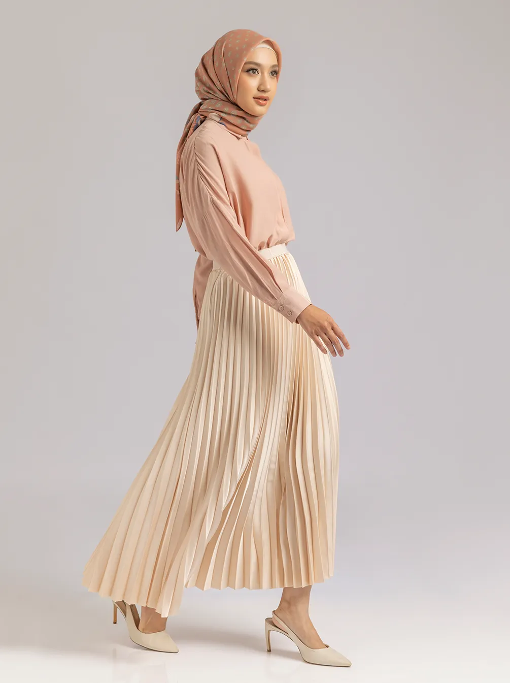 SATIN PLEATED SKIRT PLAIN IVORY