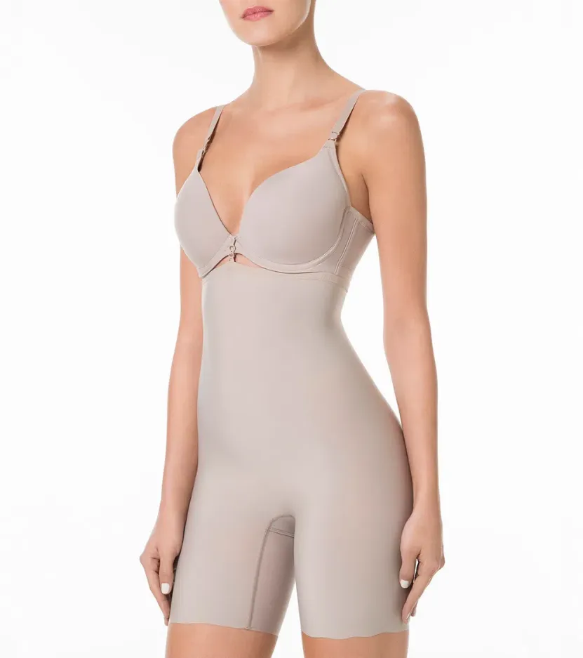 The invisible®  LIZ semi Body Aesthetic Shorts