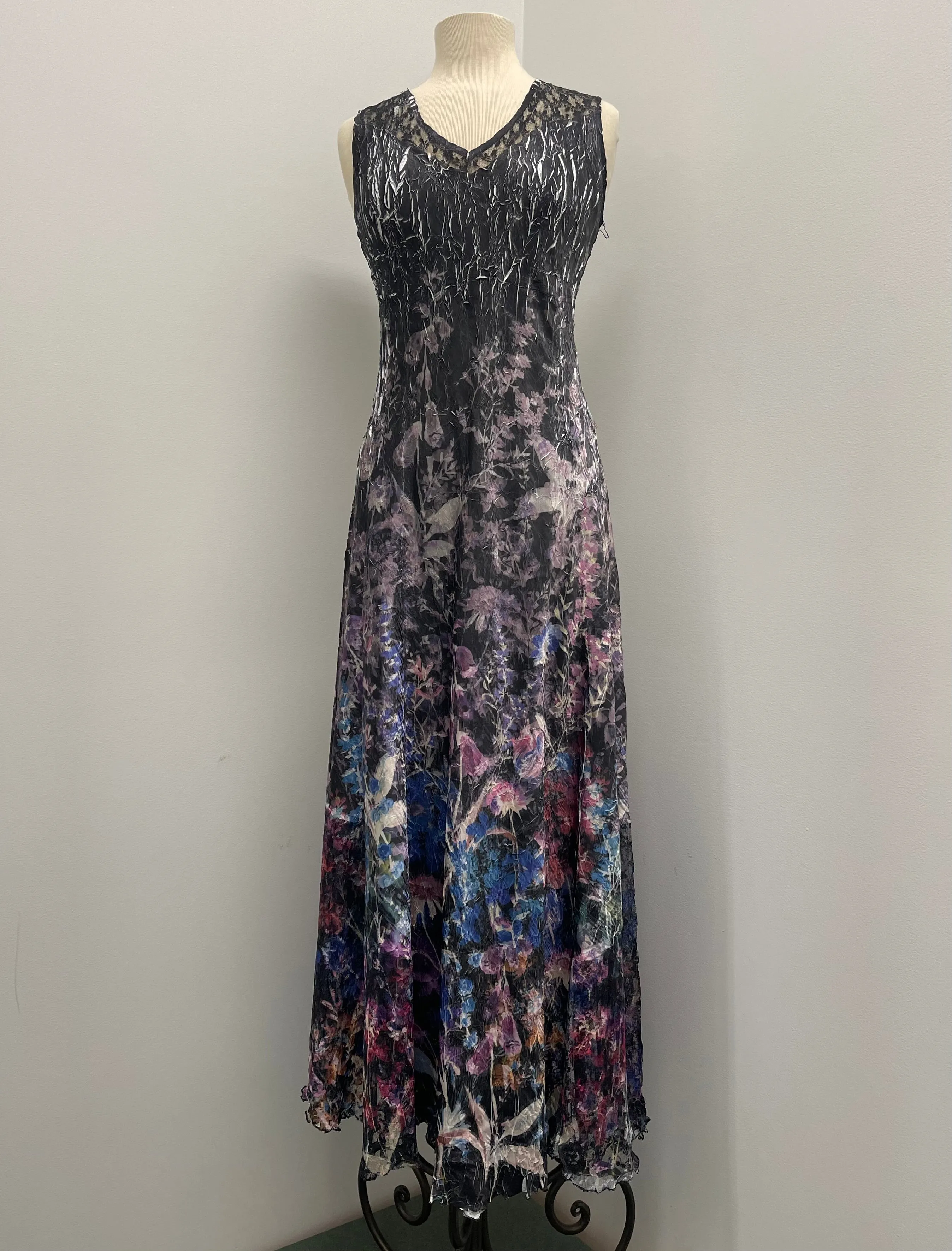 Women's Komarov | Lace-up Back Maxi Dress | Monarch Garden