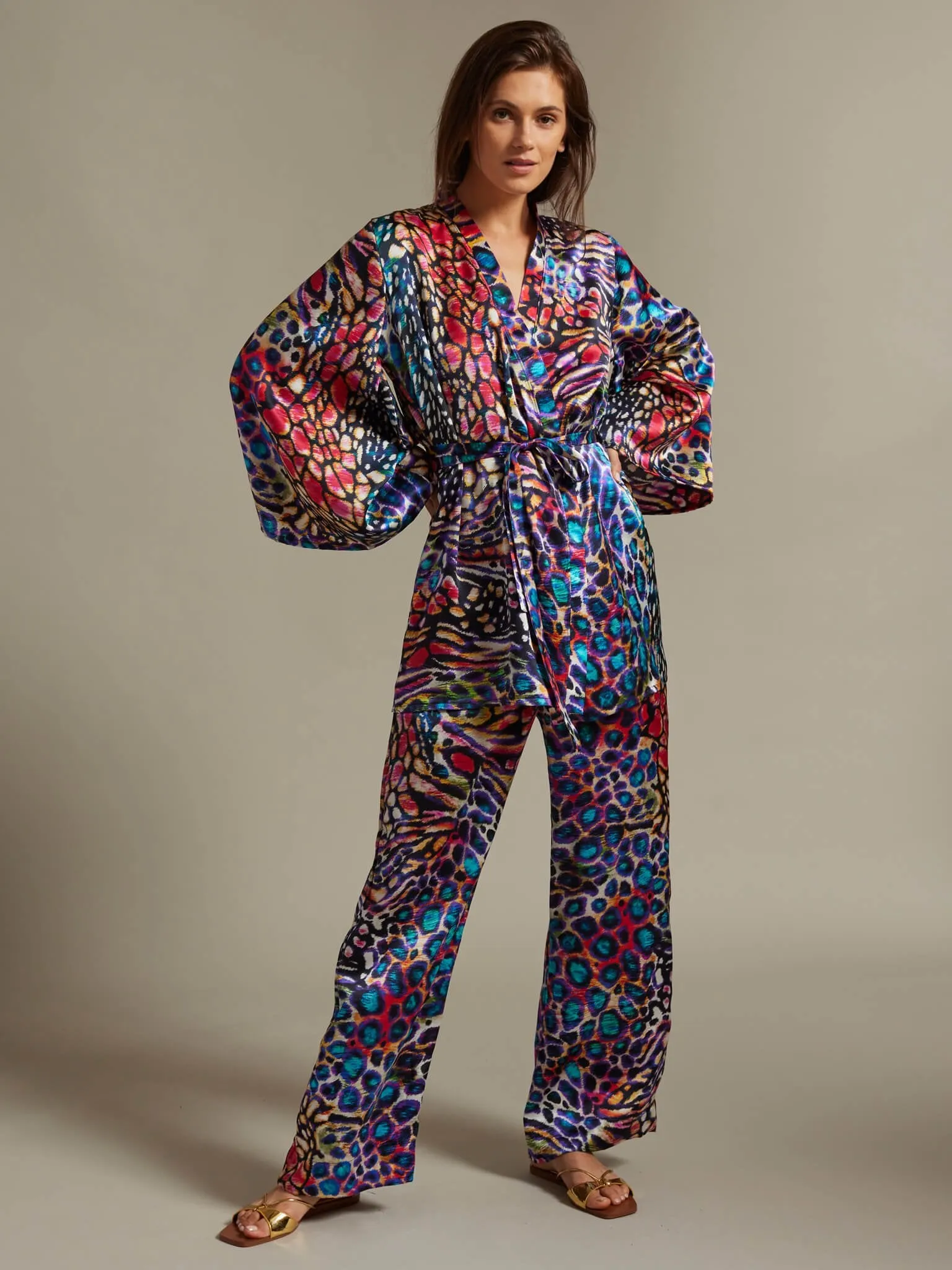Women's Short Kimono Wrap in Rainbow Leopard